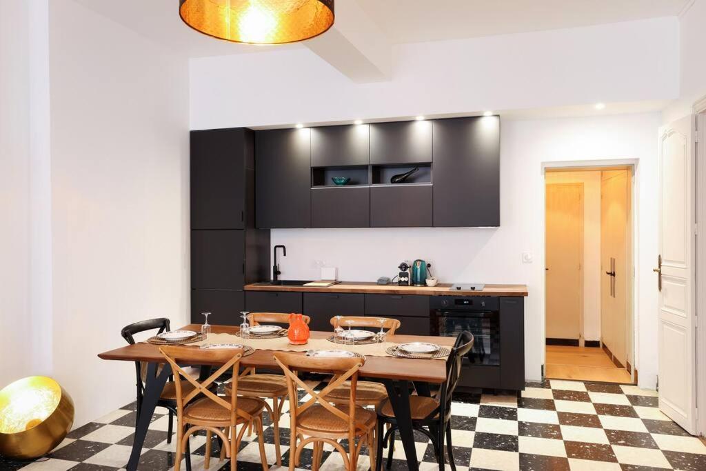 L'Hotel Particulier, 120M2, Hypercentre, Wifi / Conciergeriedamecarcas Carcassonne Luaran gambar
